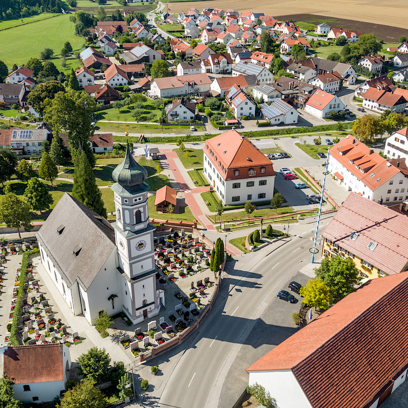 Stadtschloss und Park für die Gemeinde Mauern